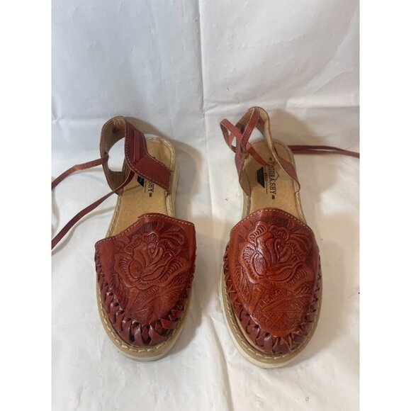 Segura Shy lace up  tooled leather sandal Boho  size 6 - Picture 2 of 13